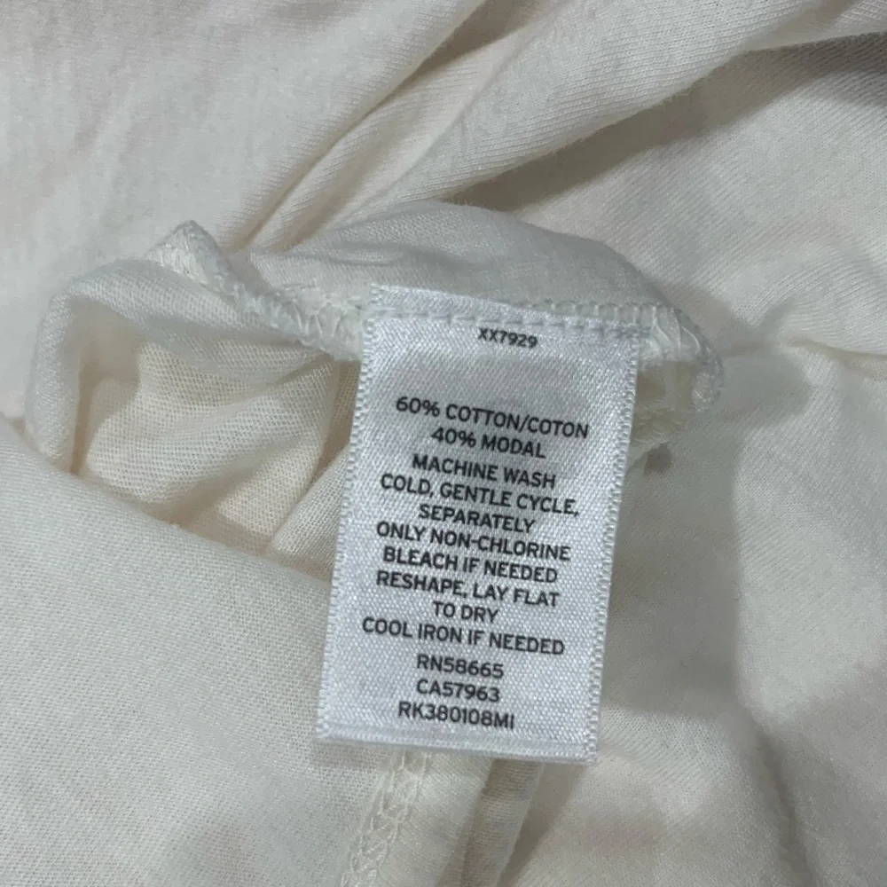 SUSINA Draped Ruffle Panel Tee - Picture 6 of 6